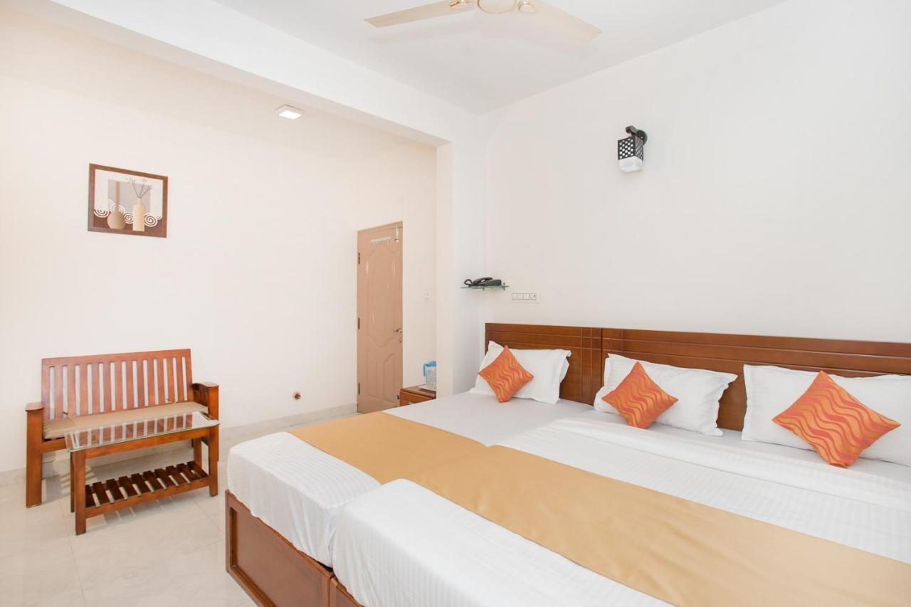 Oyo 11097 Grand Arabian Hotel