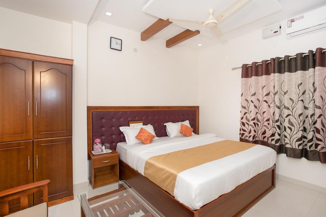Oyo 11097 Grand Arabian Hotel Bangalore