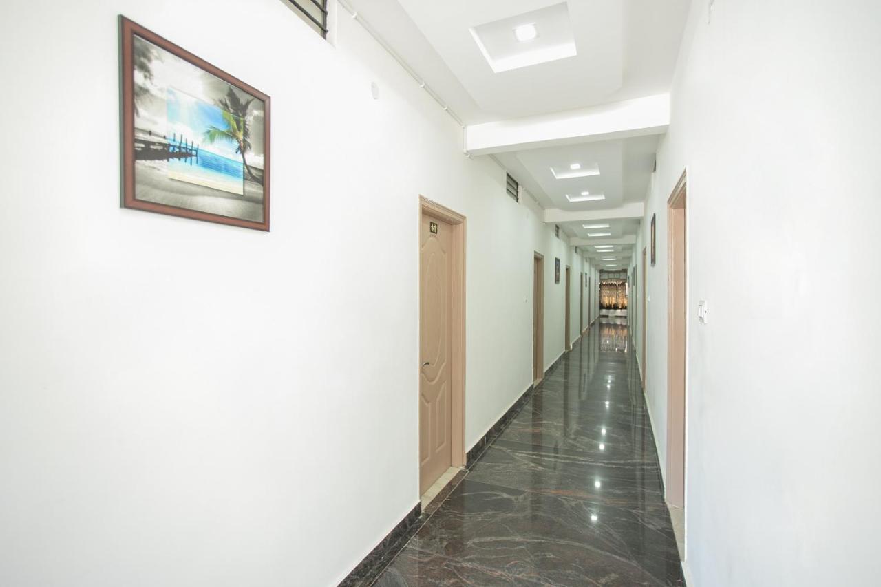 Oyo 11097 Grand Arabian Hotel 3*