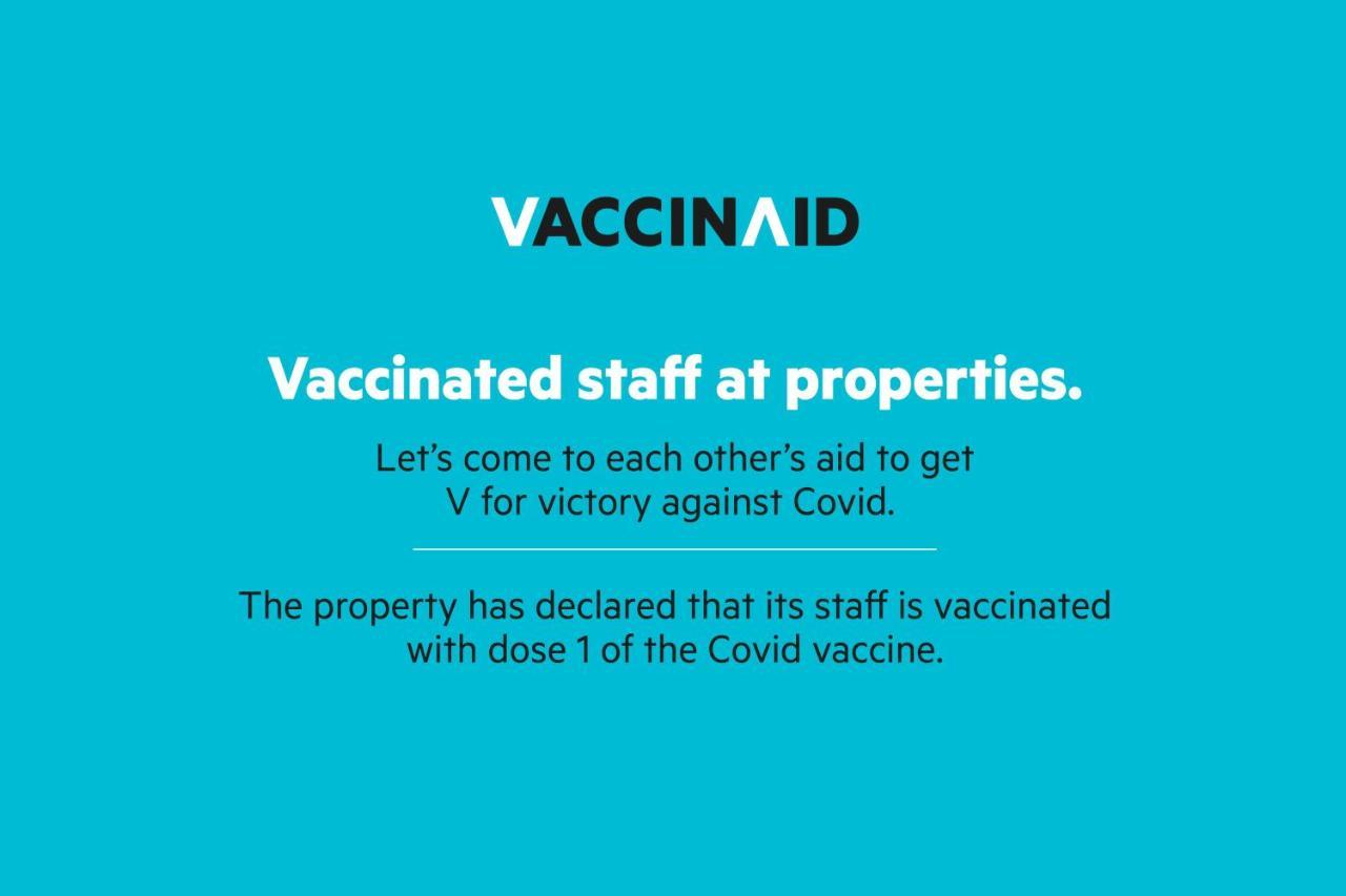 Hotel Vaccinated Staff - Collection O 13595 Vt Residency