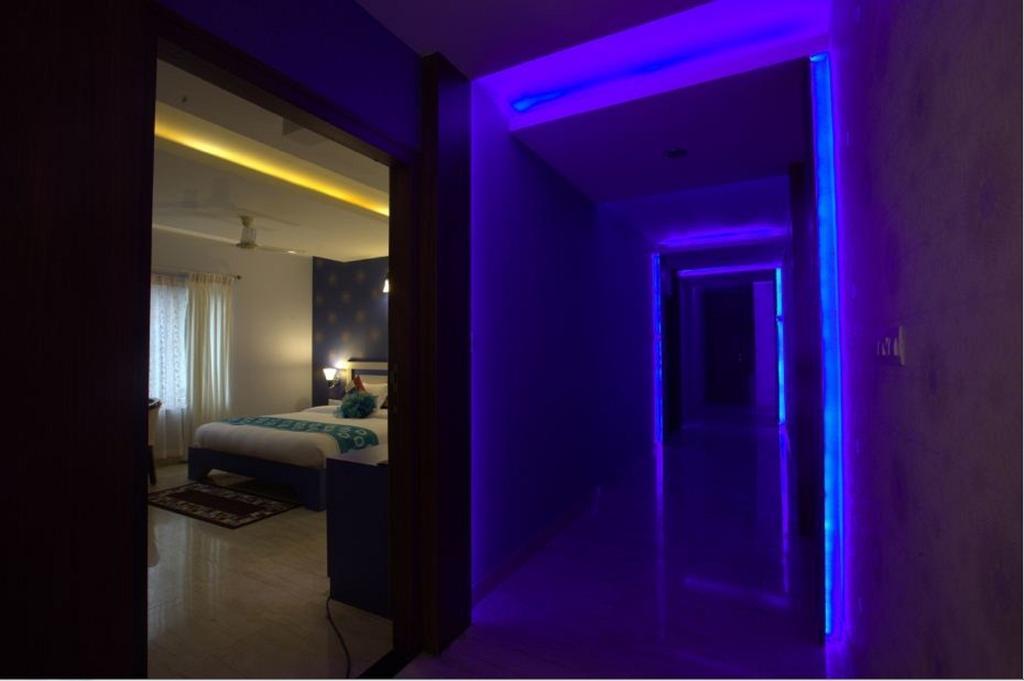 Royal Shades Hotel
