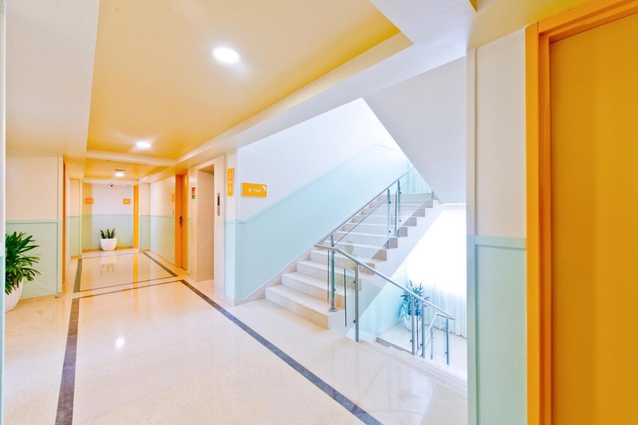 Bloom - Indiranagar Hotel