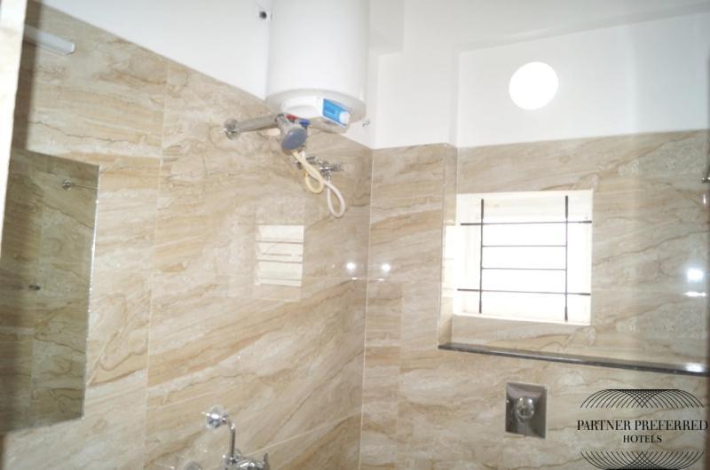 Pph Living Bsk Deluxe Love hotel Bangalore