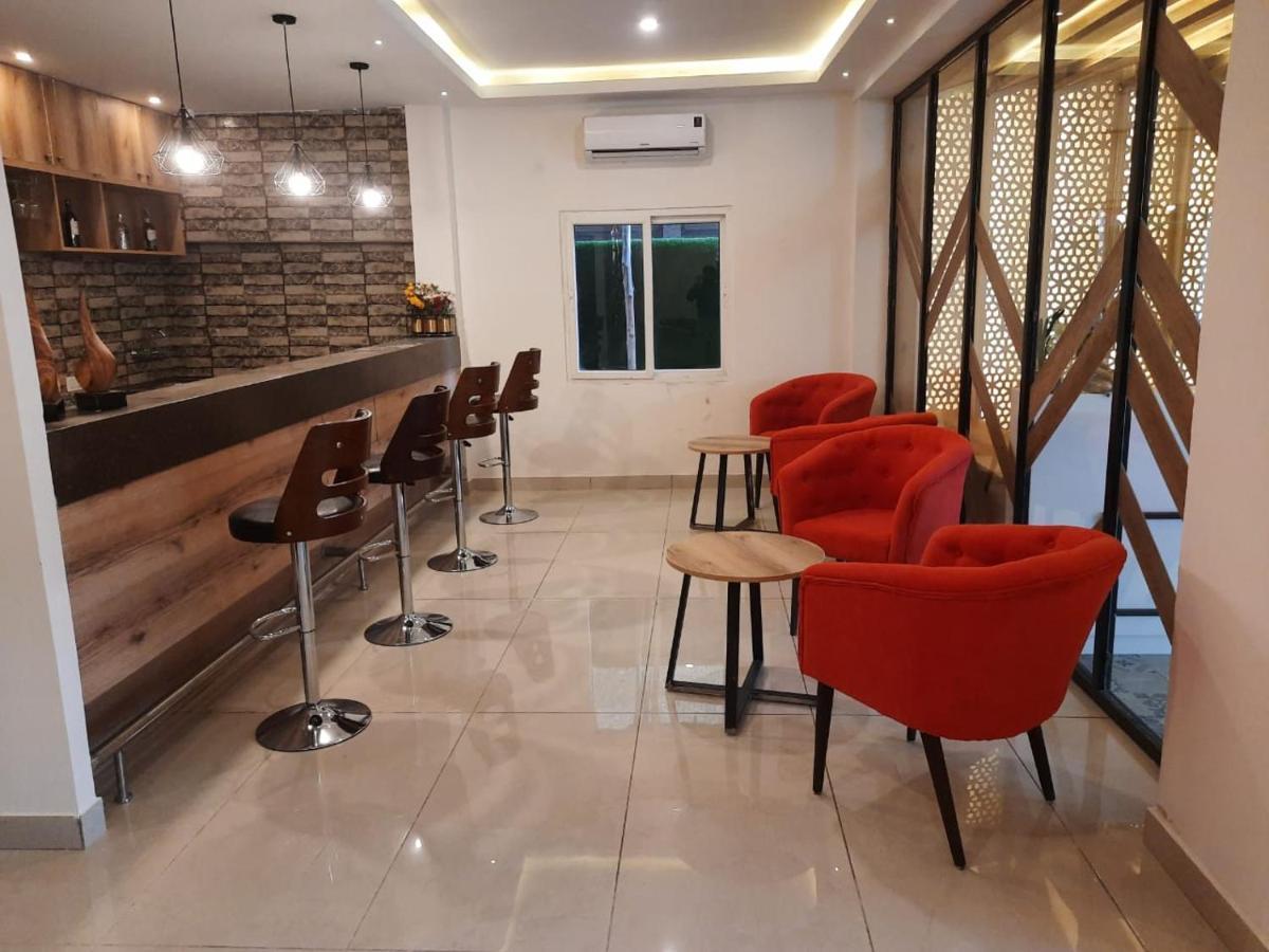 Hotel Regenta Grand Koramangala By Royal Orchid 3*