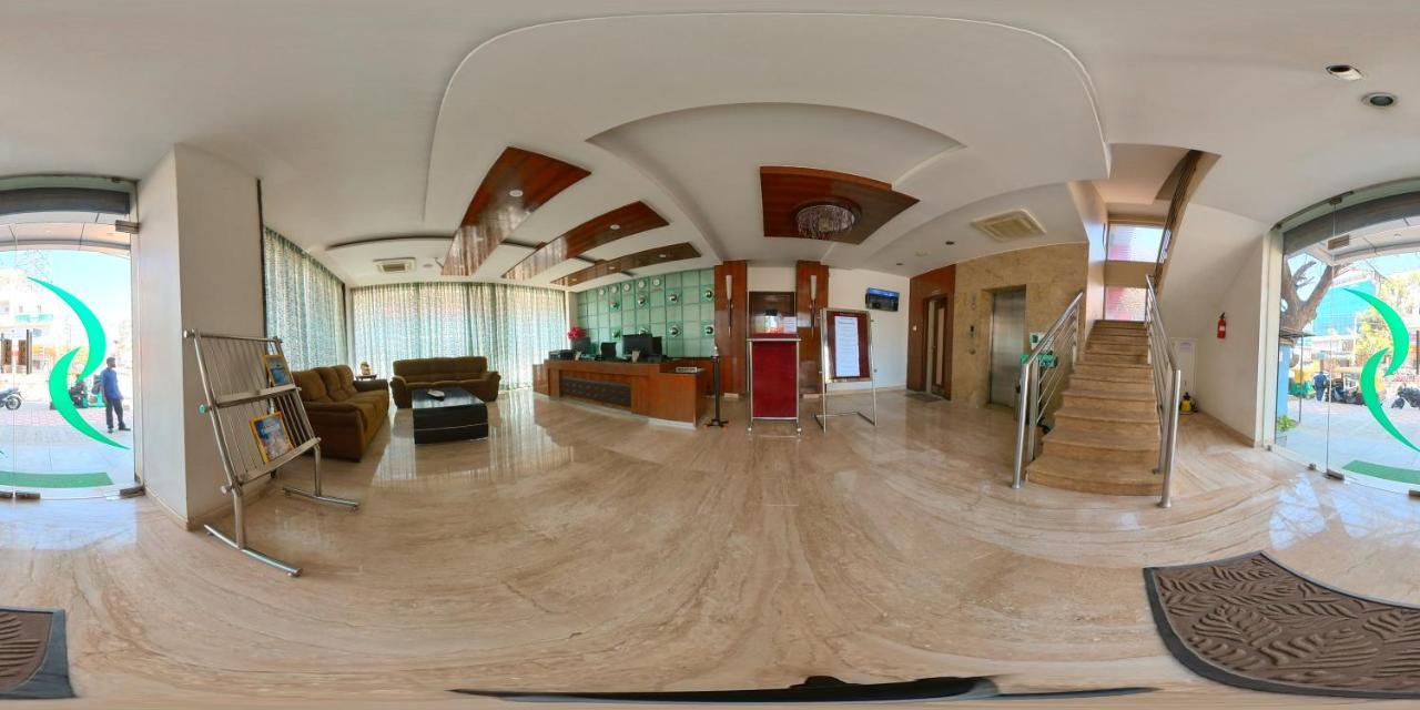 Hotel Silicrest Bangalore