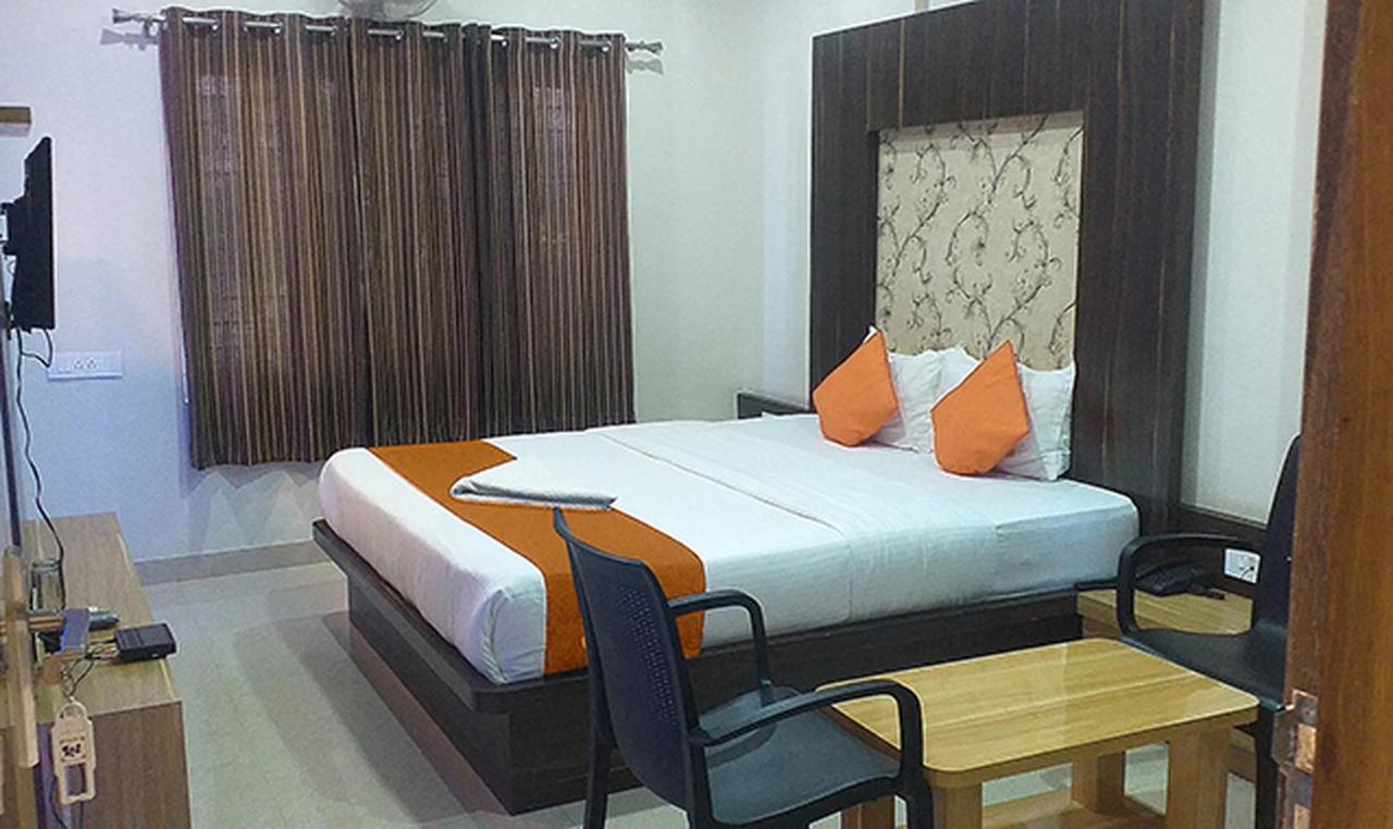 Royal Blue Meridian 3*