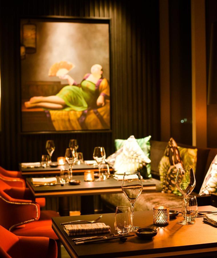 Hotel Four Seasons At Embassy One