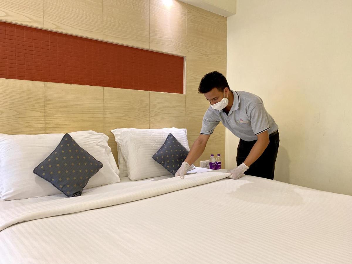 Coraltree Hotel