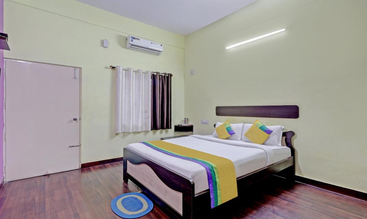 Hotel Itsy Guru Comforts Bangalore