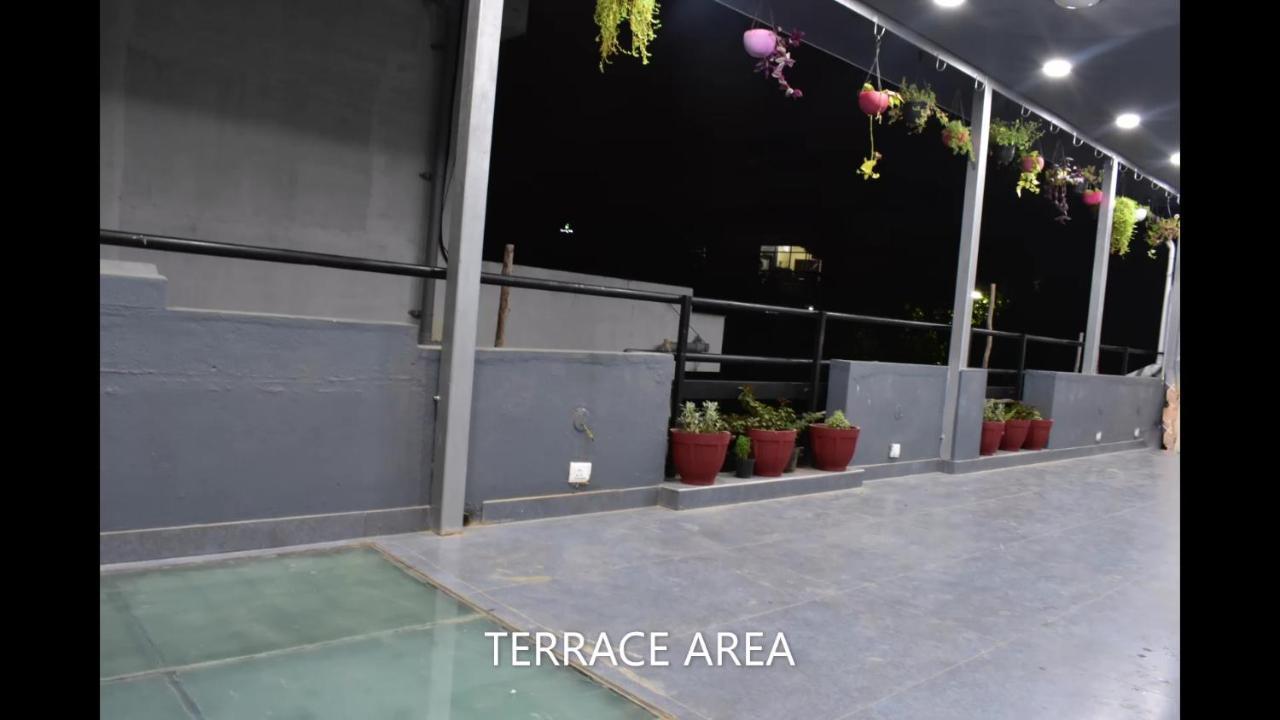 4 Seasons Suites J.P. Nagar Apartamento *