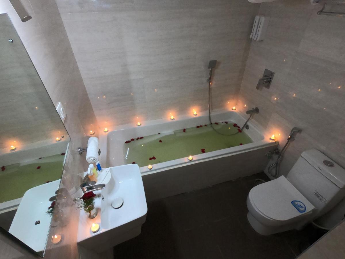 4 Seasons Suites J.P. Nagar * Bangalore
