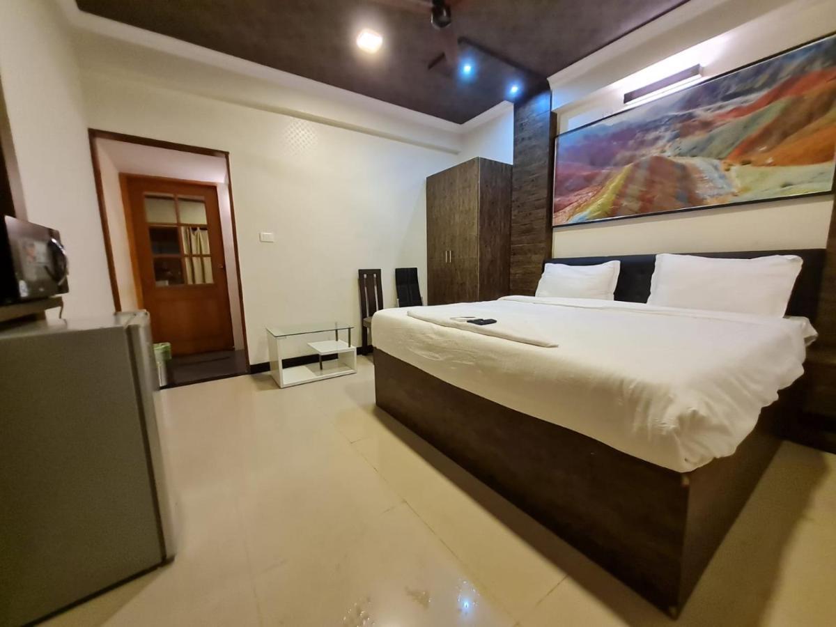 4 Seasons Suites J.P. Nagar Apartamento *