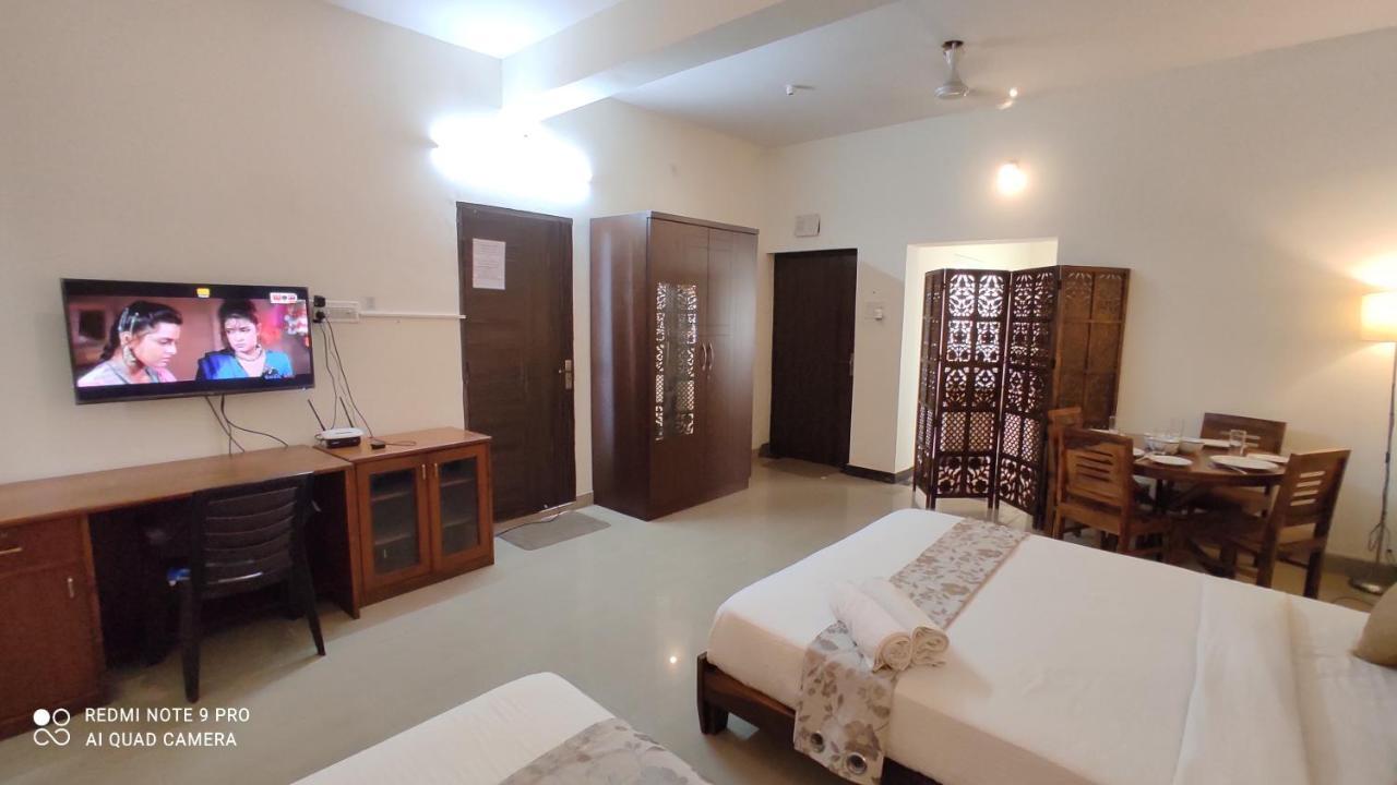 Guest house Redstone And 3*