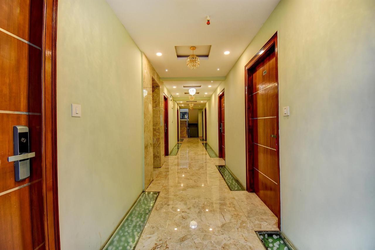 Fabhotel Srk Platinum - Nr Forum Mall Hotel