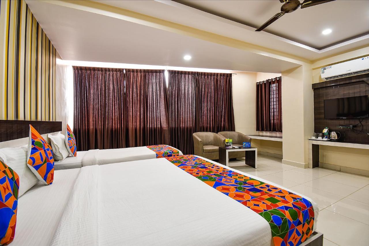 Hotel Fabhotel Rotano - Yelahanka 3*