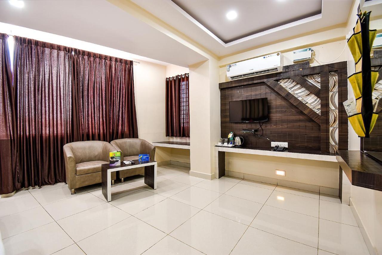 Fabhotel Rotano - Yelahanka Bangalore