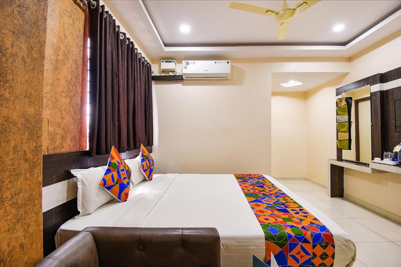 Hotel Fabhotel Rotano - Yelahanka
