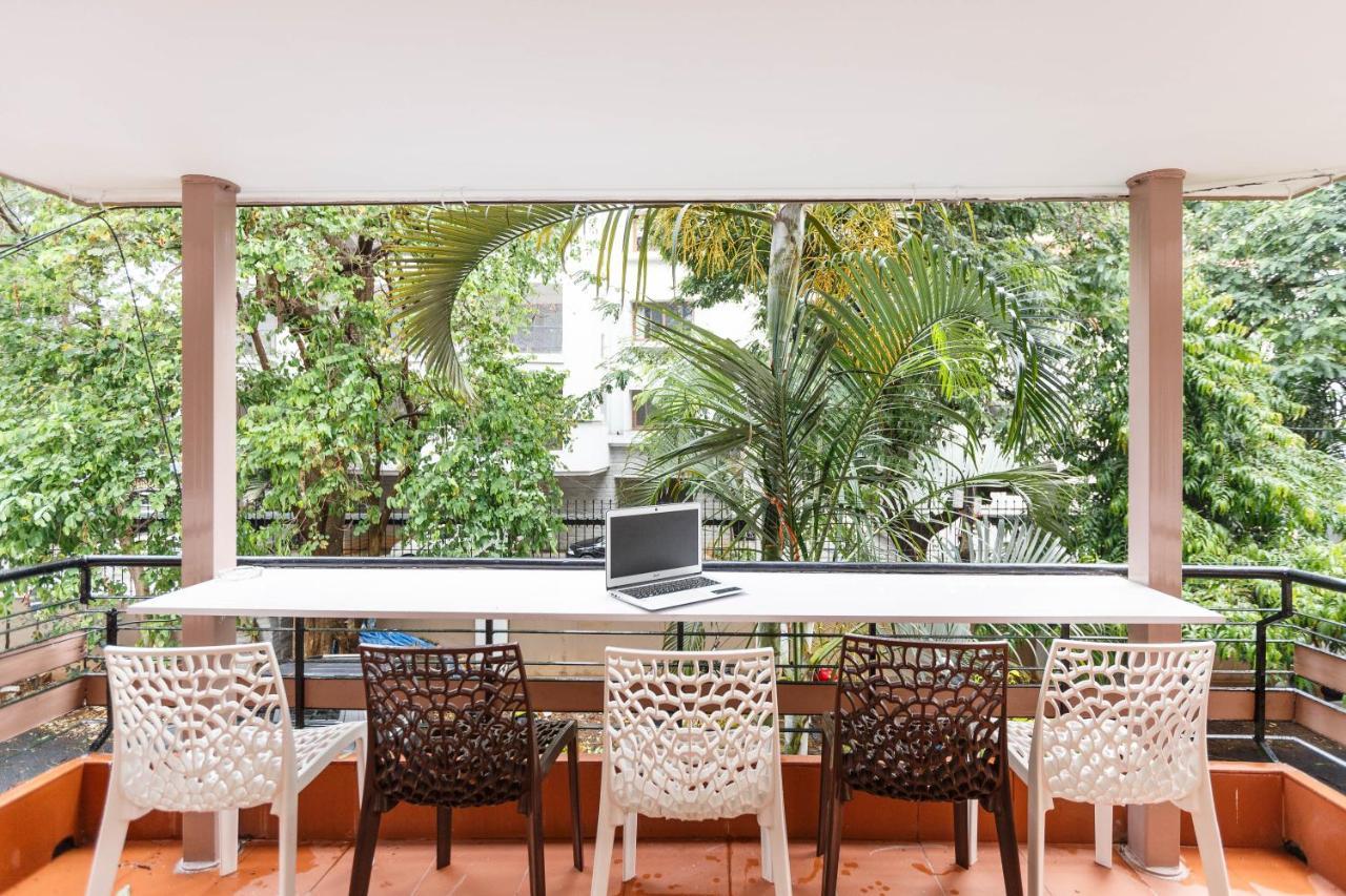 Hostel Locul Uptown - Near Palace Grounds Bangalore