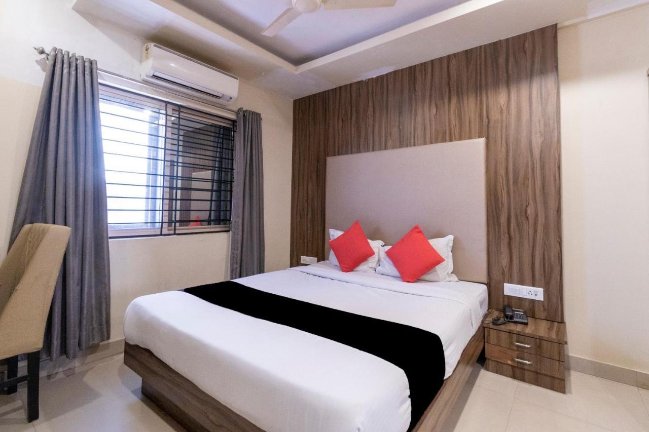 Plaza Heights Hotel
