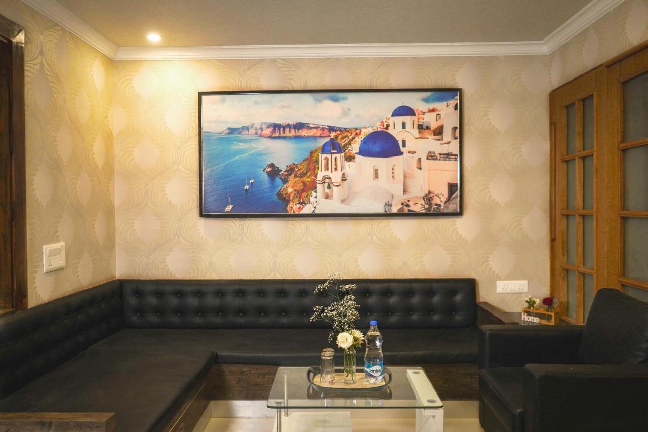 4 Seasons Suites J.P. Nagar Apartamento *