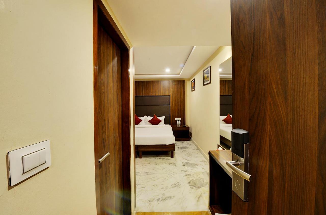 Manpho Bell & Convention Center 3*