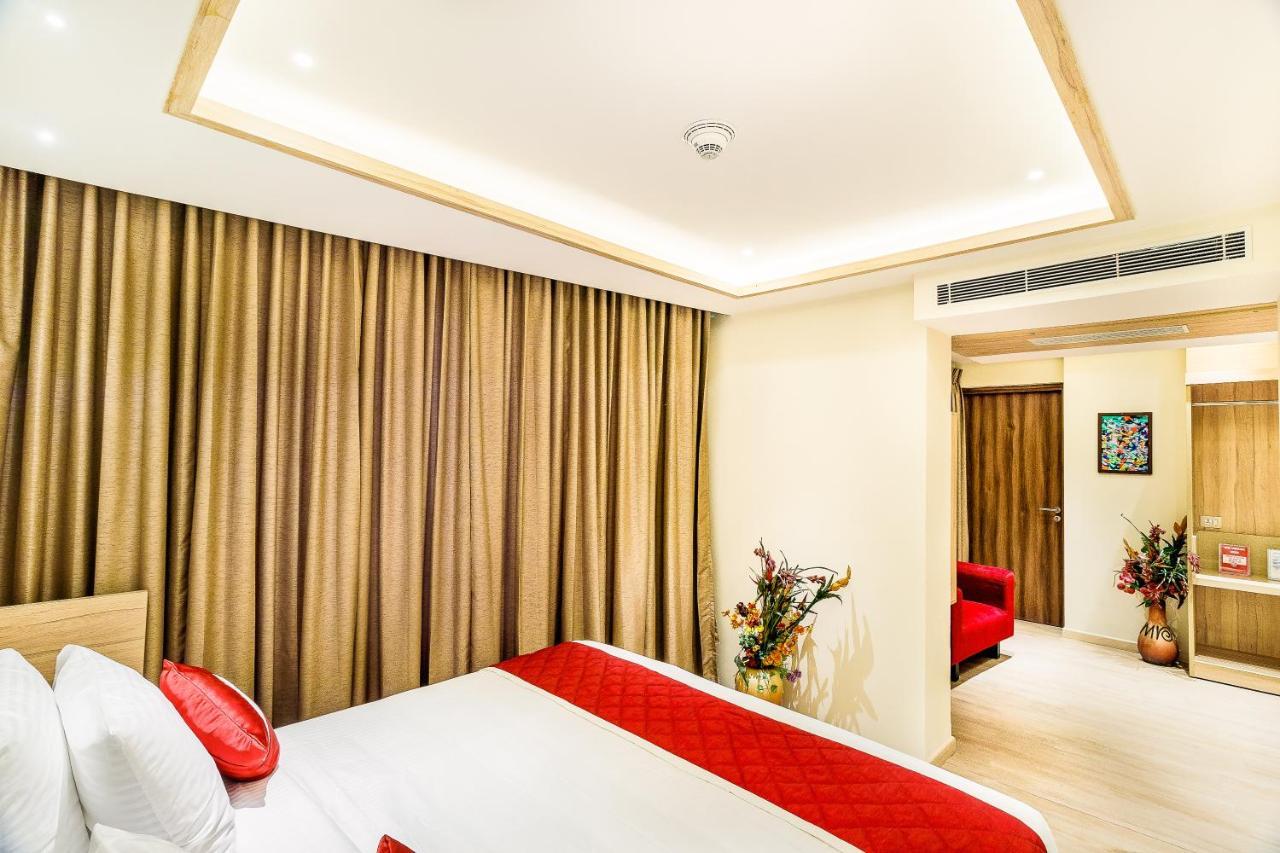 Hotel Jagadish International-sankey Road