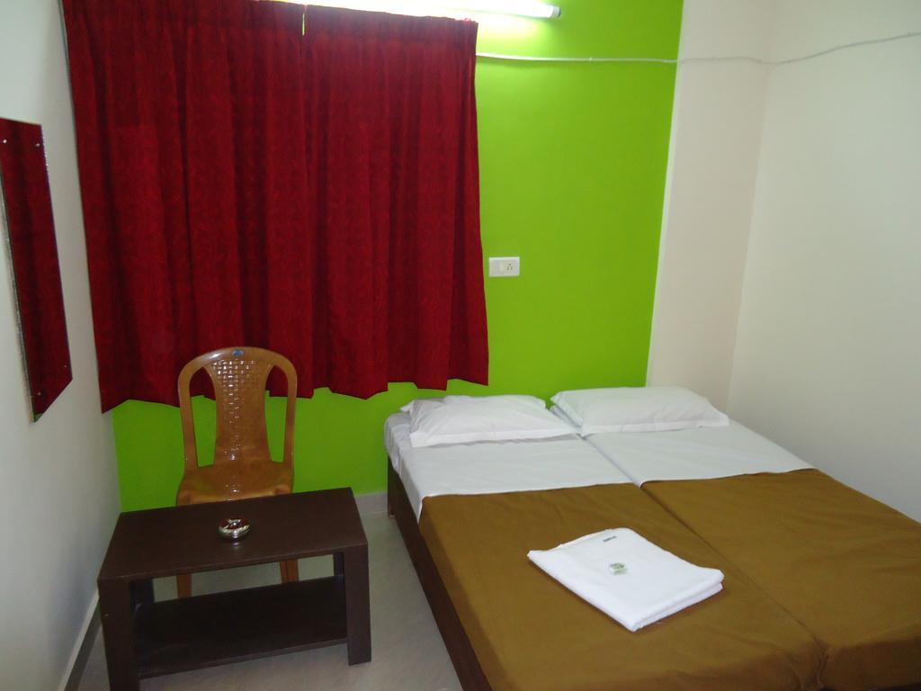 Hotel Maple Budget Bangalore