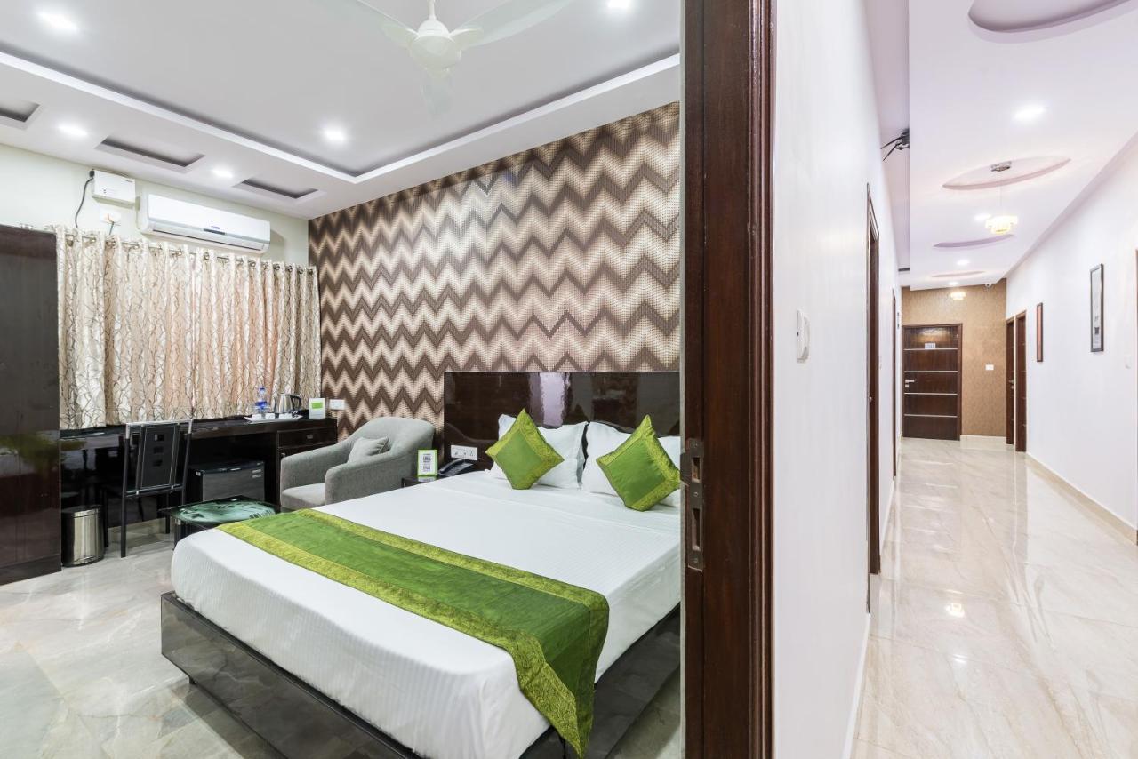 Treebo Greenwood Premier Suites, Old Airport Road Bangalore