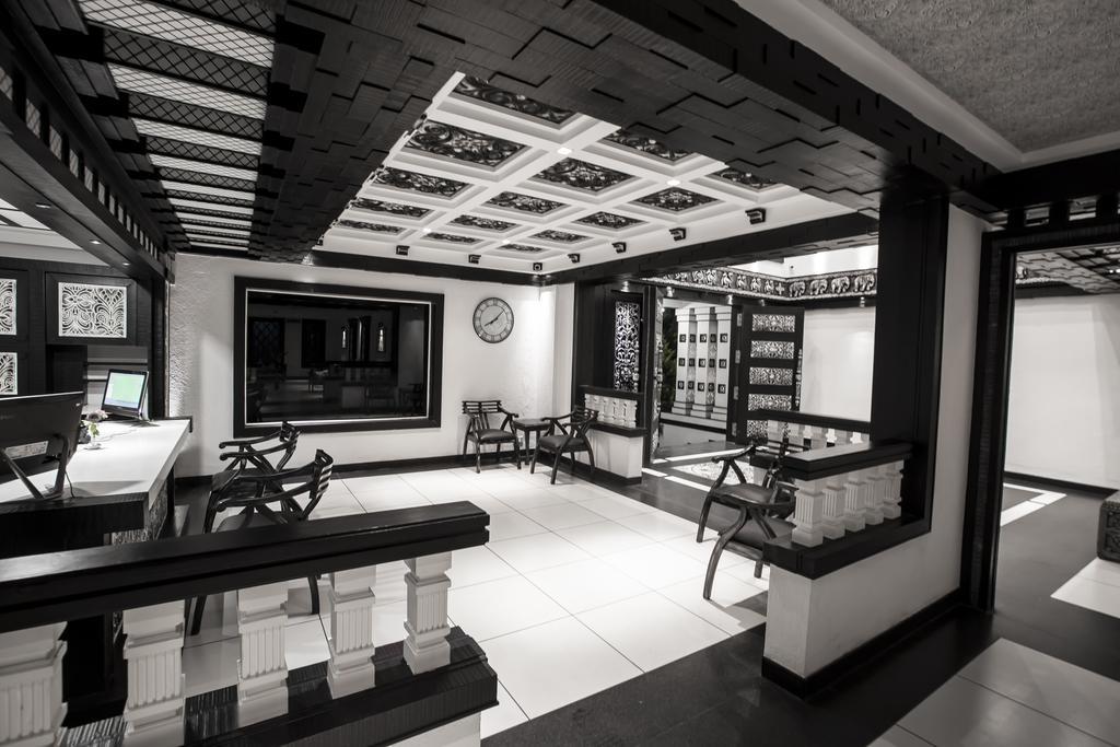 Liwa - The Transit Hotel,