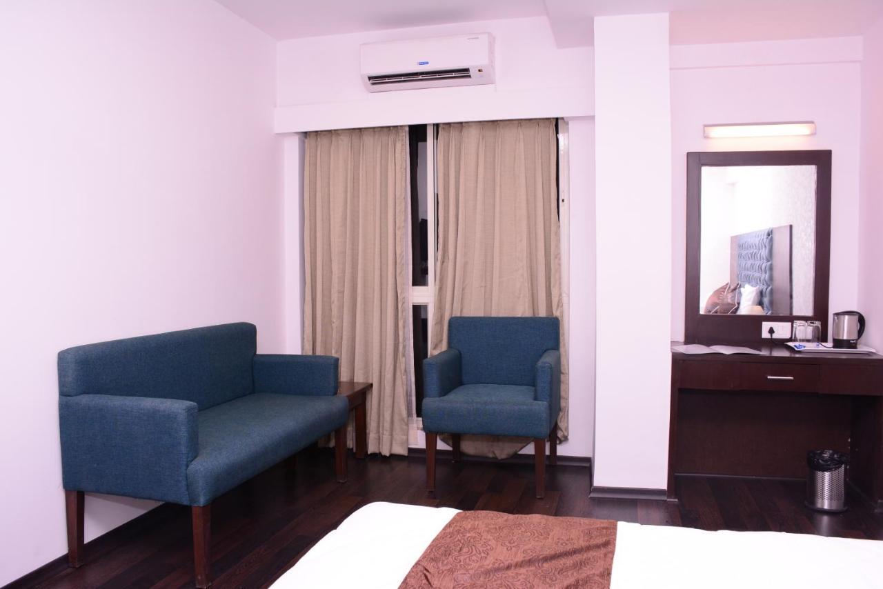 Hotel Comfy Business 3*