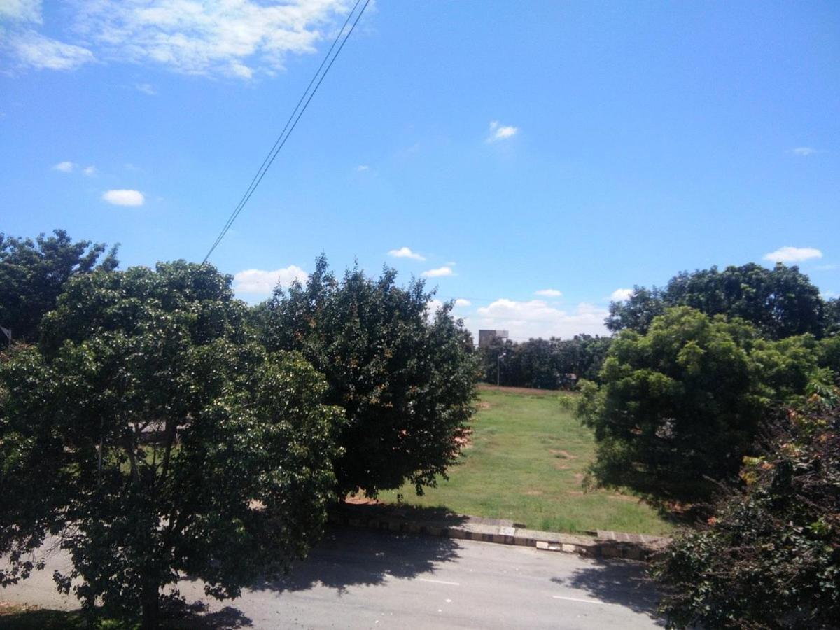 Avi Fortune - Near International Airport *