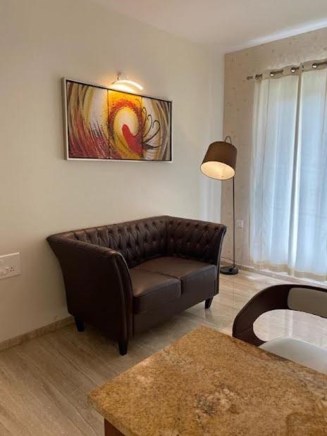 Avi Fortune - Near International Airport *