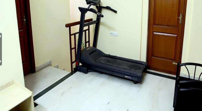 Oyo 4606 Maple Hotel Bangalore