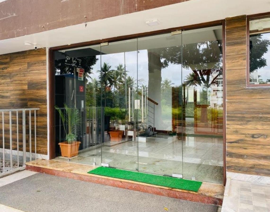 Apartment Avi Fortune - Near International Airport