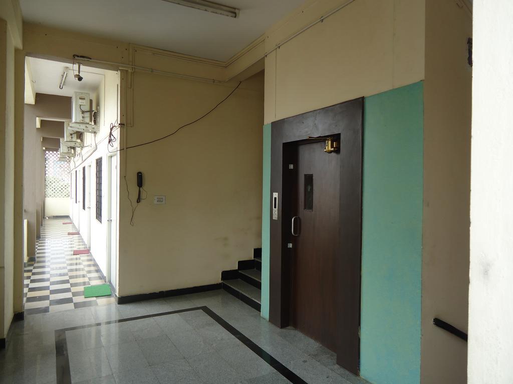 Hotel Sri Sai Comforts