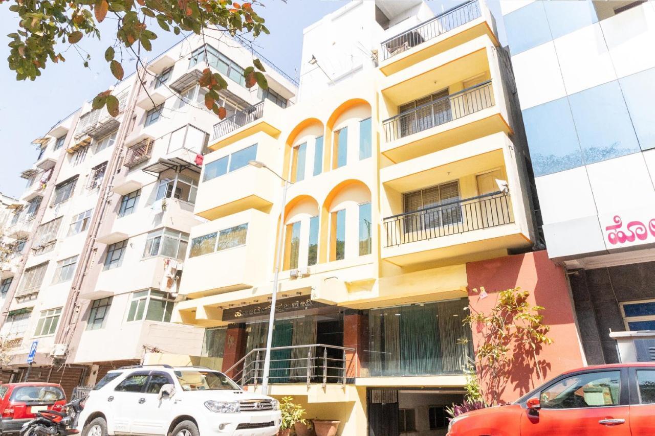 Oyo 3778 Pulkeshi Hotel