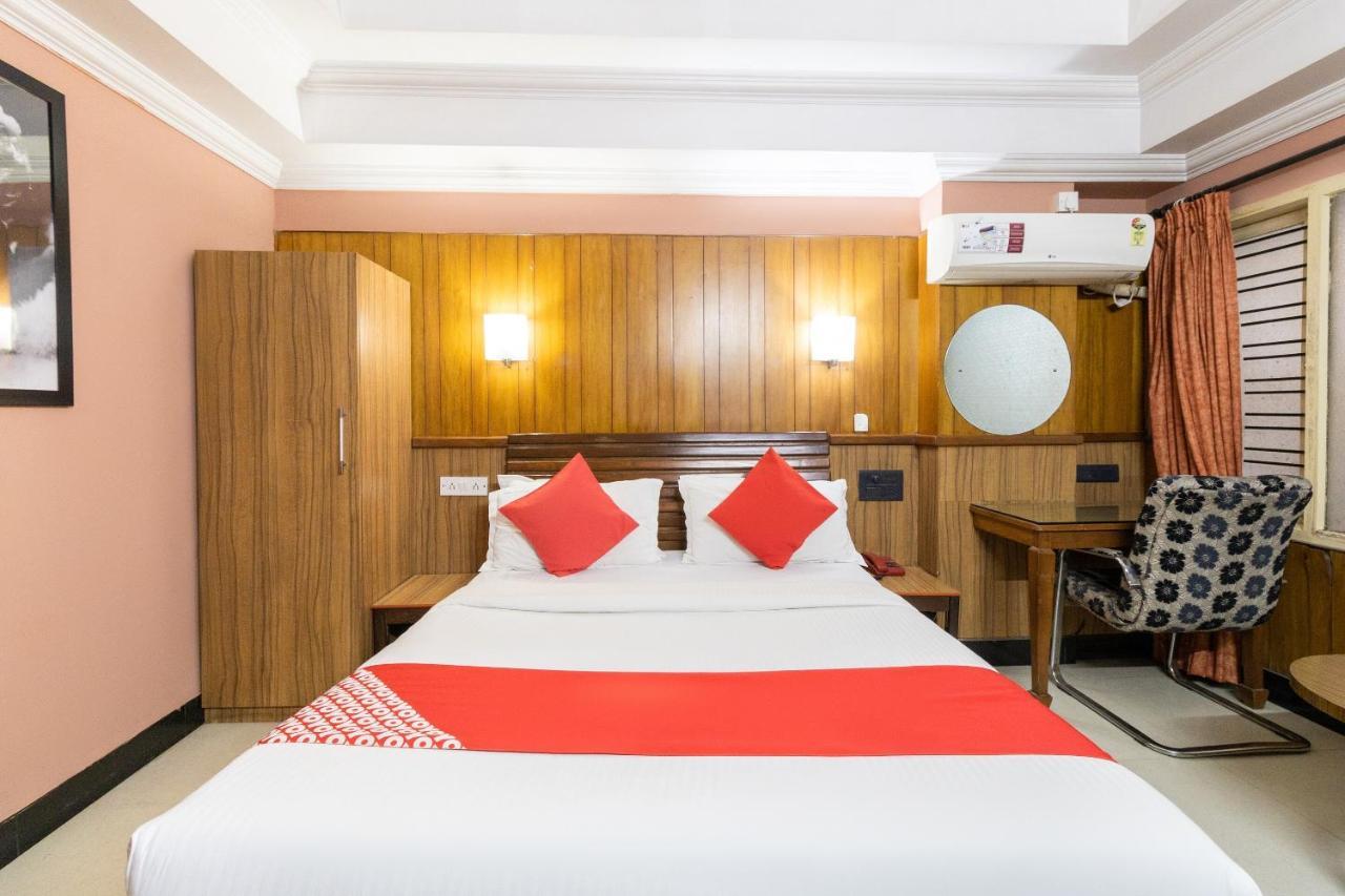 Hotel Oyo 3778 Pulkeshi Bangalore