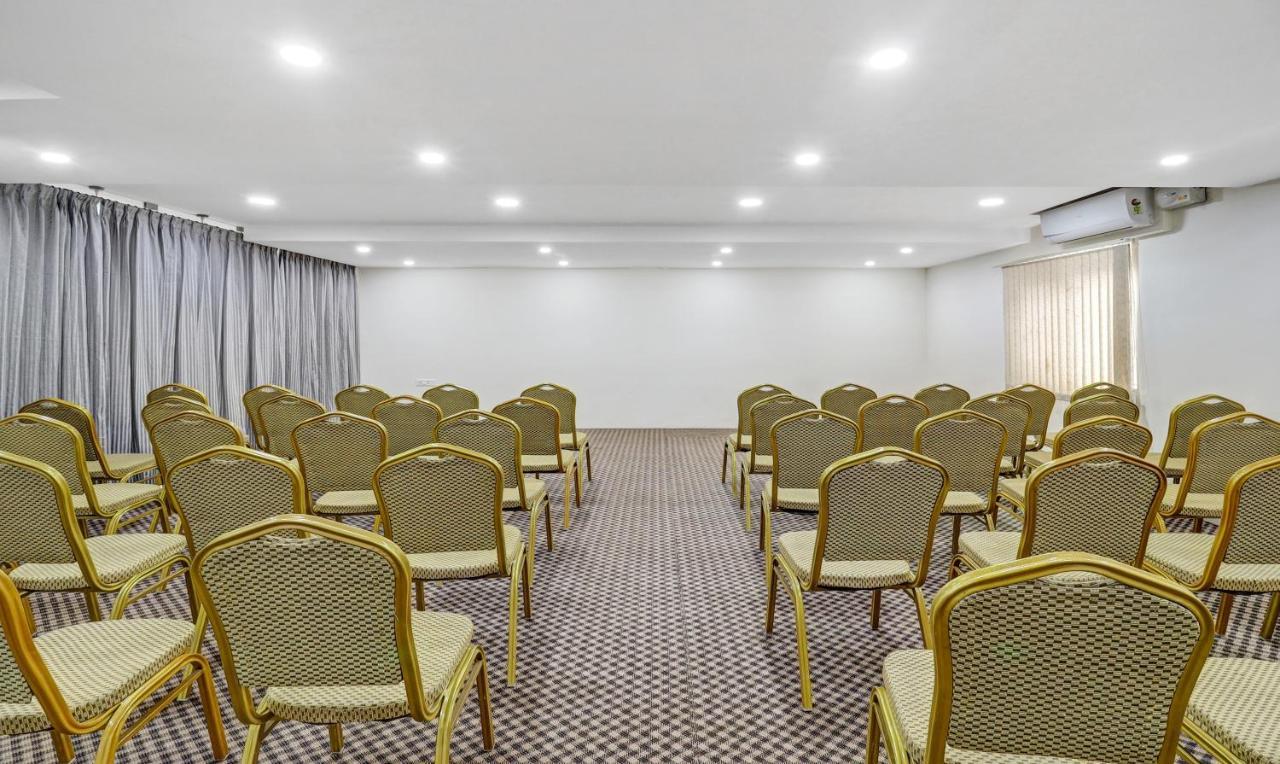 Hotel Treebo Trend The White Tree Hope Farm Junction Bangalore