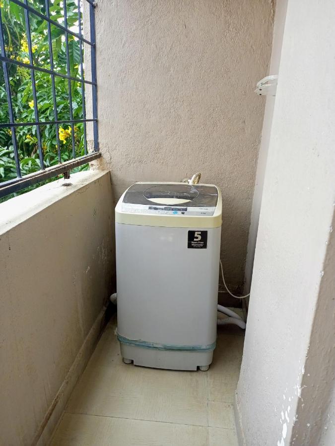 Dbrooks Stays - Entire 2Bhk With Fully Functional Kitchen *