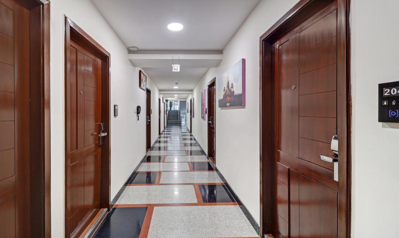 Hotel Treebo Trend The White Tree Hope Farm Junction Bangalore