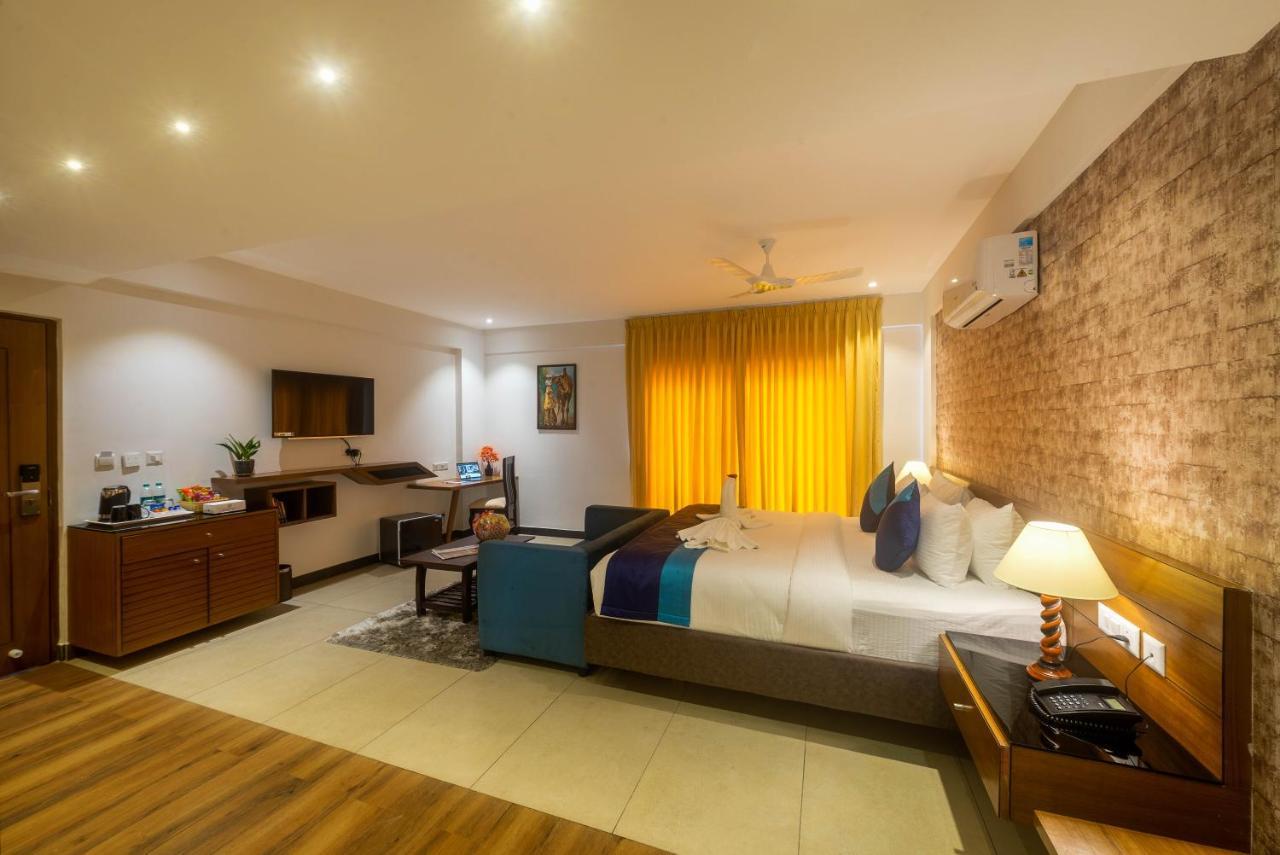 Royal Ace Boutique Hotel