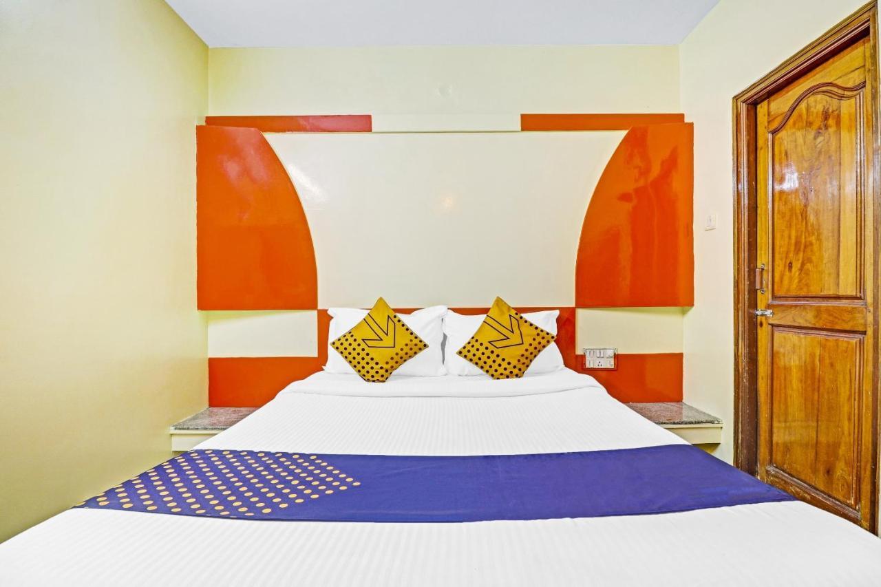 Spot On 67398 Shree Pawan Paradise Hotel
