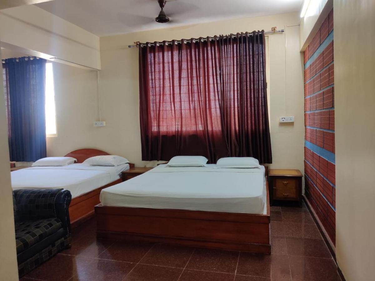 Hotel Chetan International Bangalore