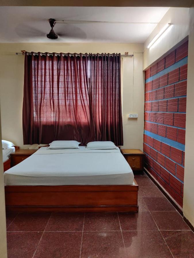 Hotel Chetan International Bangalore