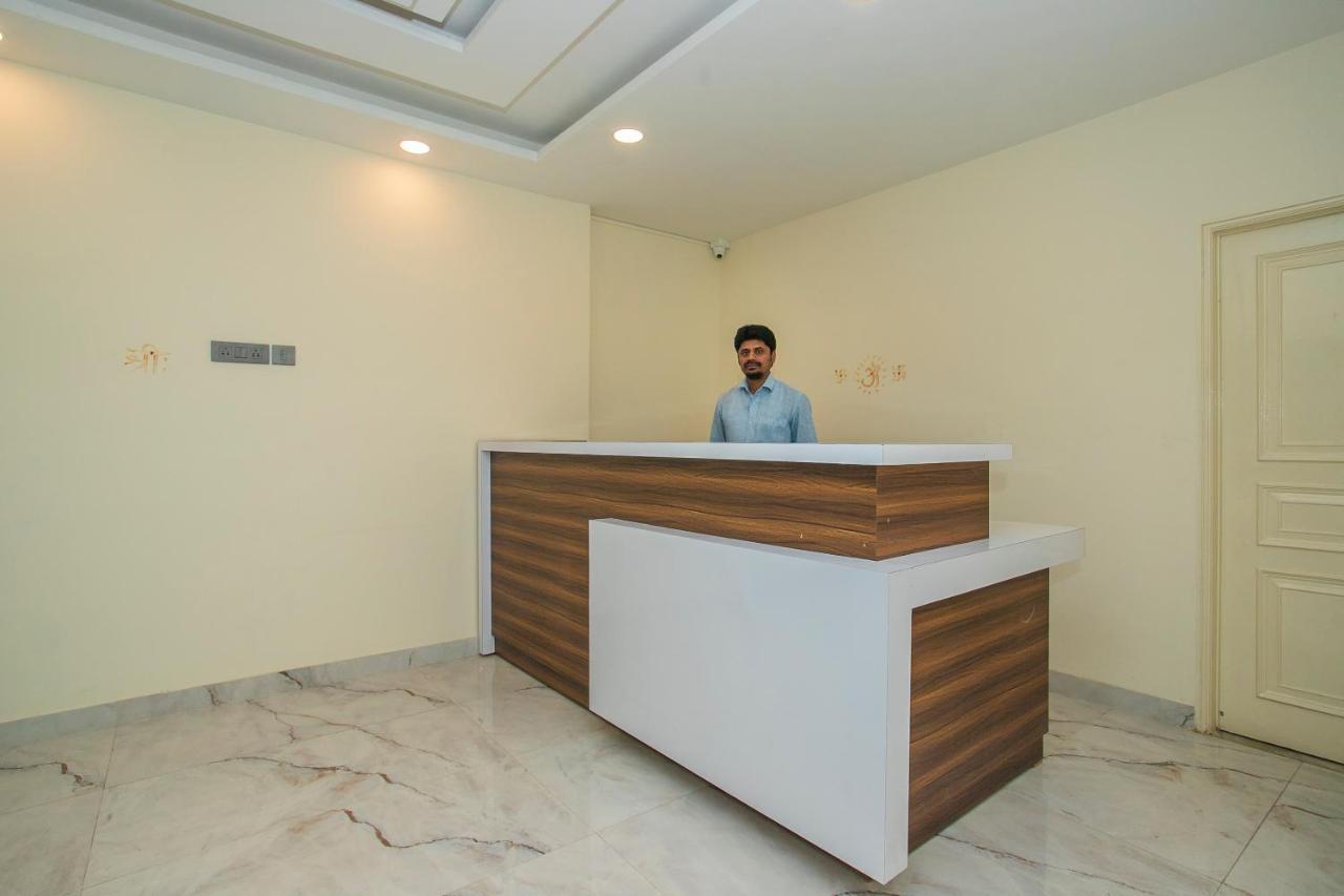 Collection O Premium Eden Au Near Sri Someshwara Swami Temple Hotel