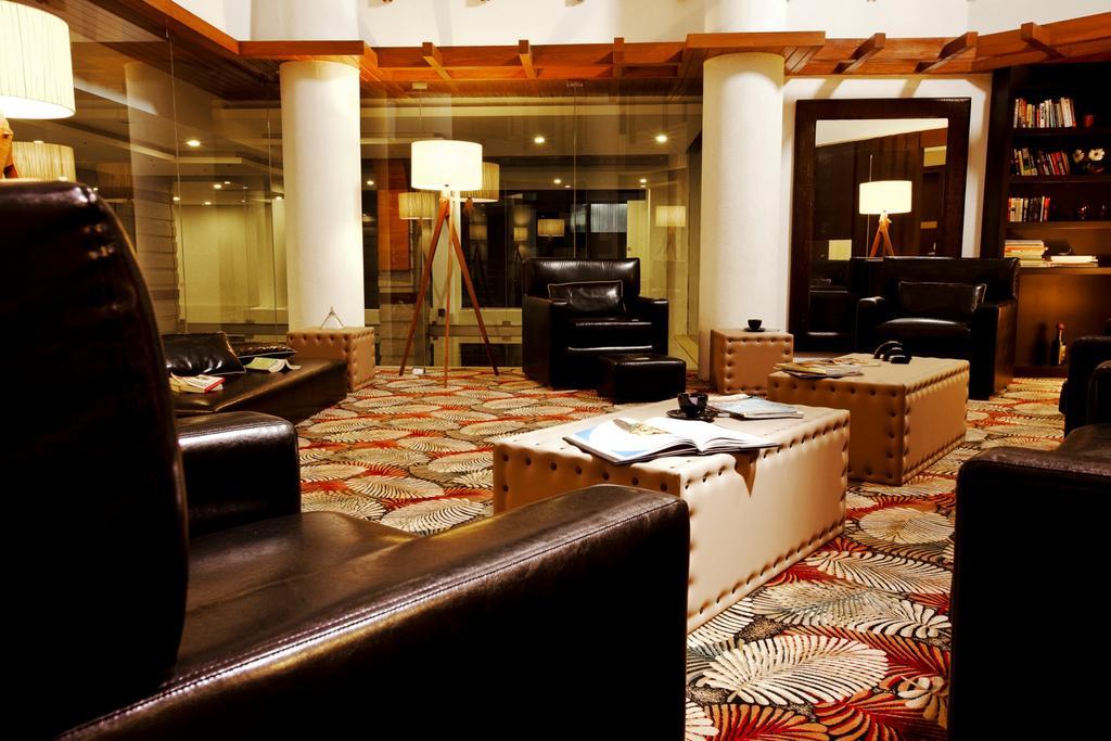 Melange Astris Aparthotel