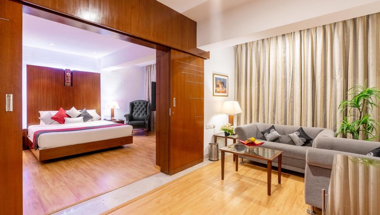 Hotel Sfo And 3*