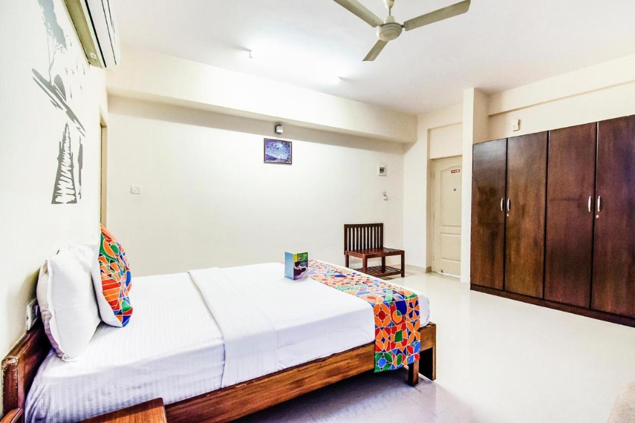 Cirrus Suites 2*