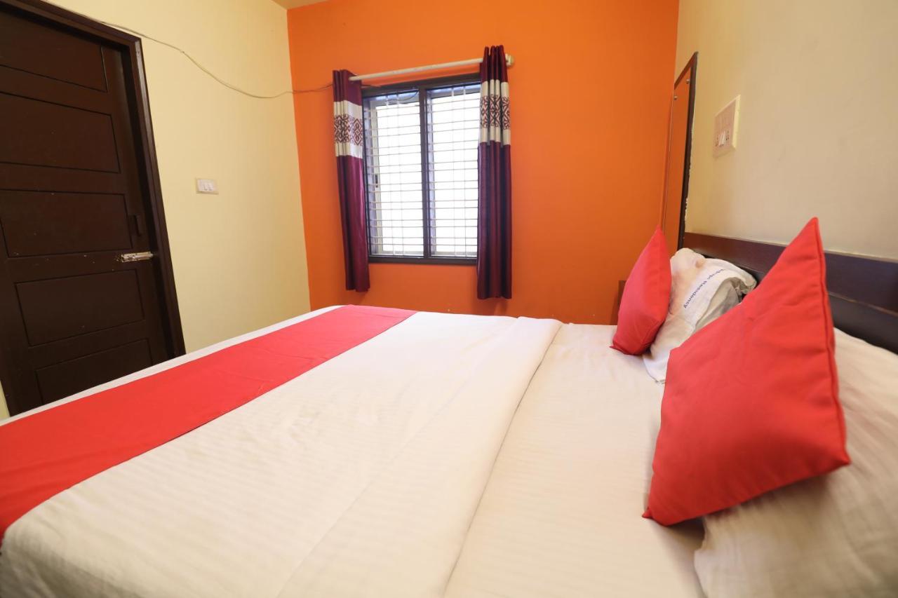 Udupi Residency Hotel *