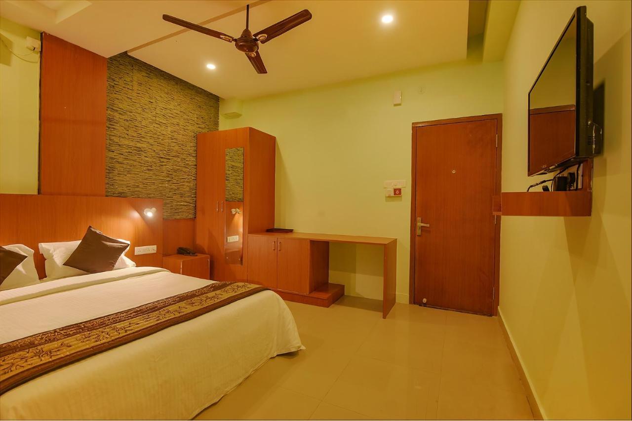 Fabhotel The Btm Palace - Btm Layout Nr Gopalan Innovation Mall